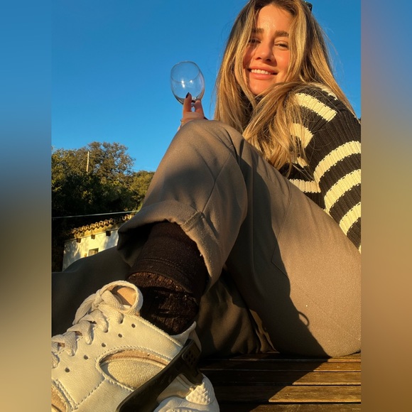 Meet your Posher, Jael - Picture 1 of 1